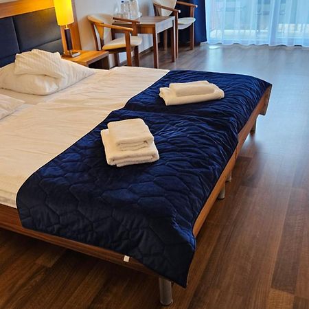 Bursztyn Spa Kołobrzeg Εξωτερικό φωτογραφία