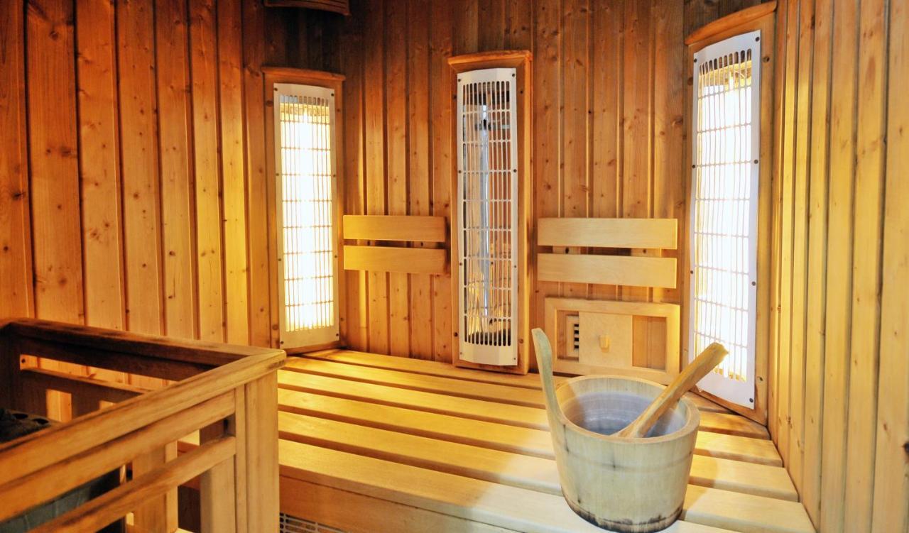 Bursztyn Spa Kołobrzeg Εξωτερικό φωτογραφία